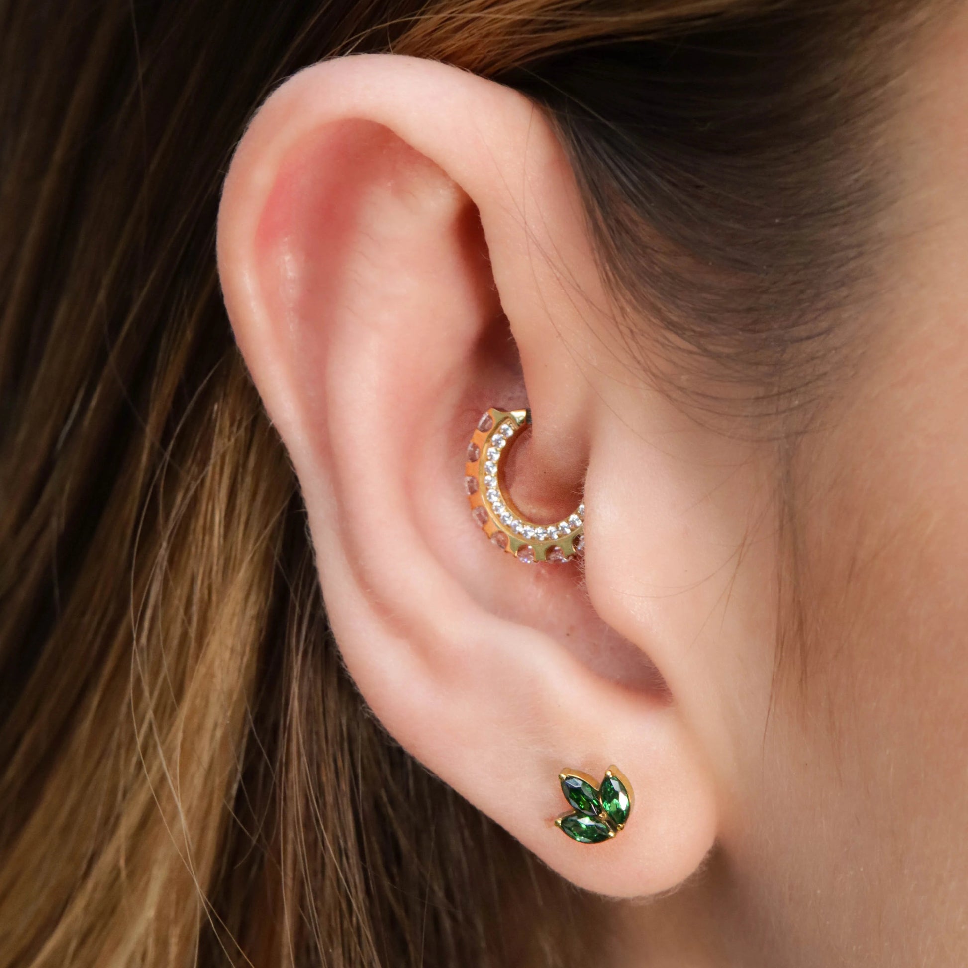 Labret Marquesa Verde en Titanio | Green Essence