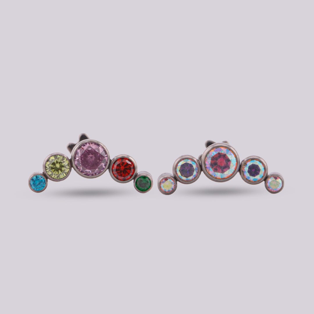 Labret en titanio cluster - Cloe - Helix Body Jewelry - Tienda Online de Piercings