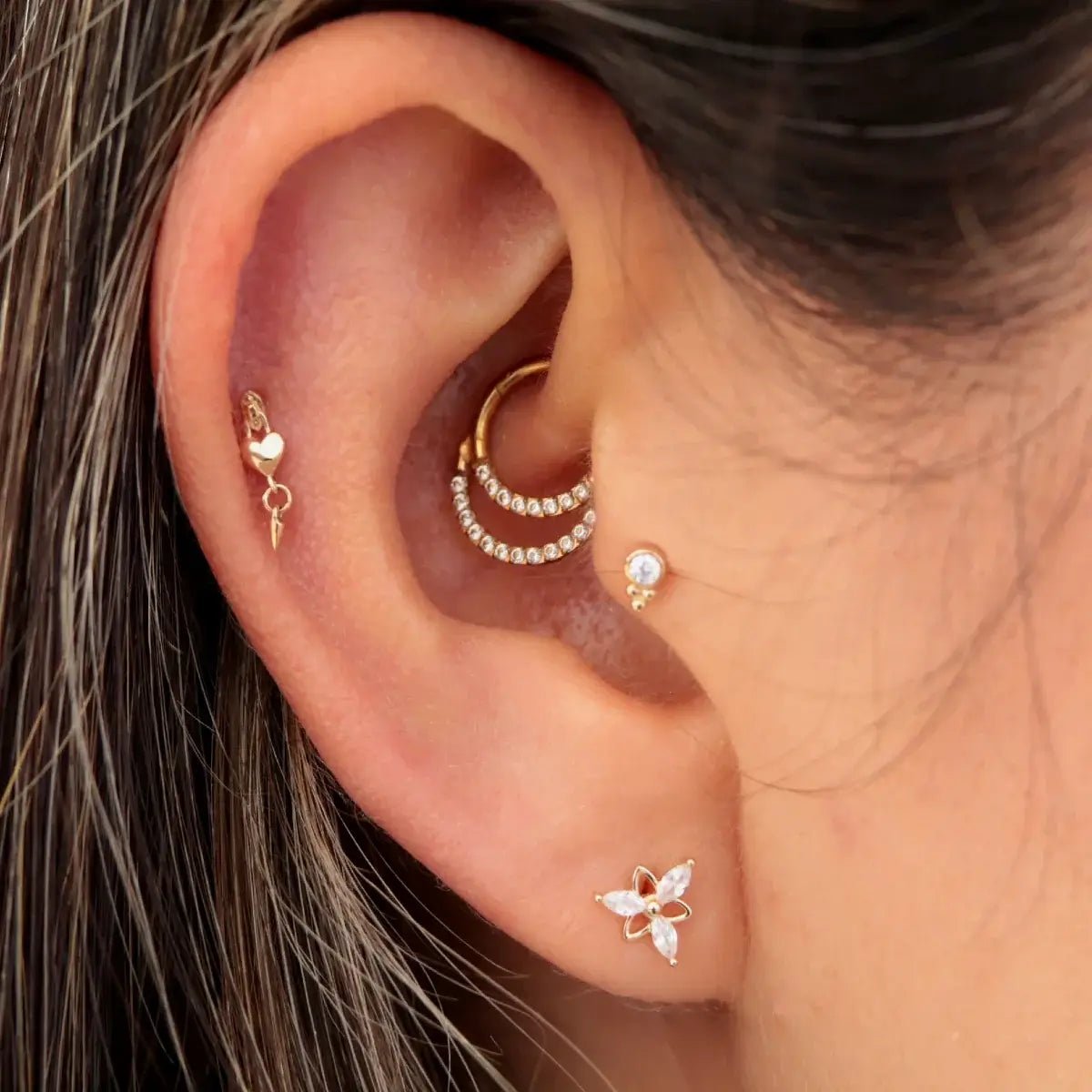Joya con pequeño cristal Swarovski - Mini Luxury - Helix Body Jewelry - Tienda Online de Piercings