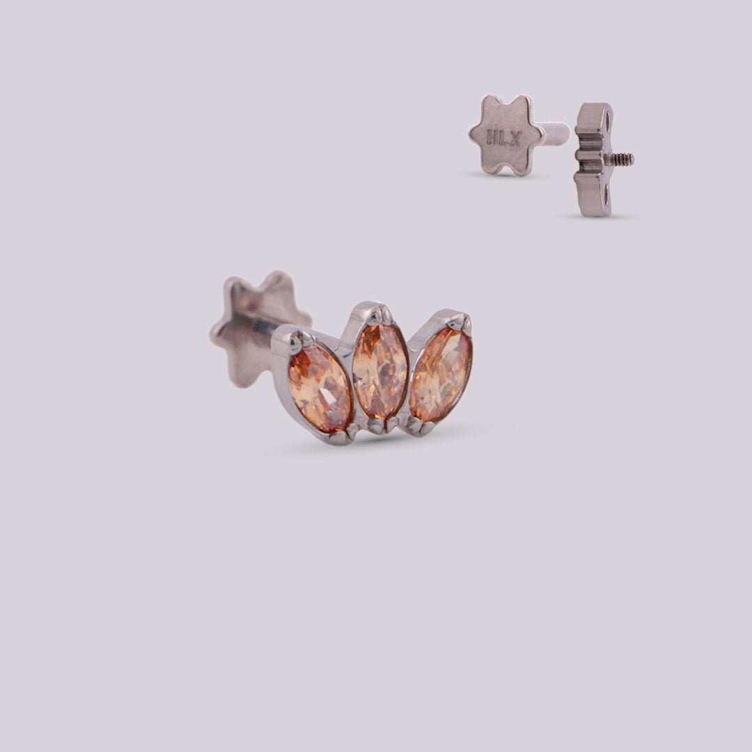 Labret en Titanio Isabel - Helix Body Jewelry - Tienda Online de Piercings
