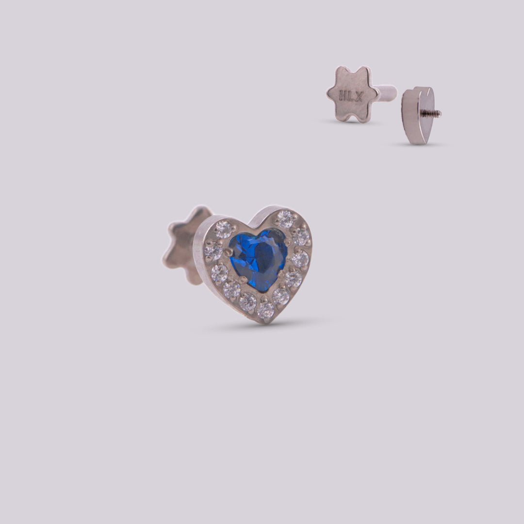 Labret en titanio en forma de corazón - Helix Body Jewelry - Tienda Online de Piercings