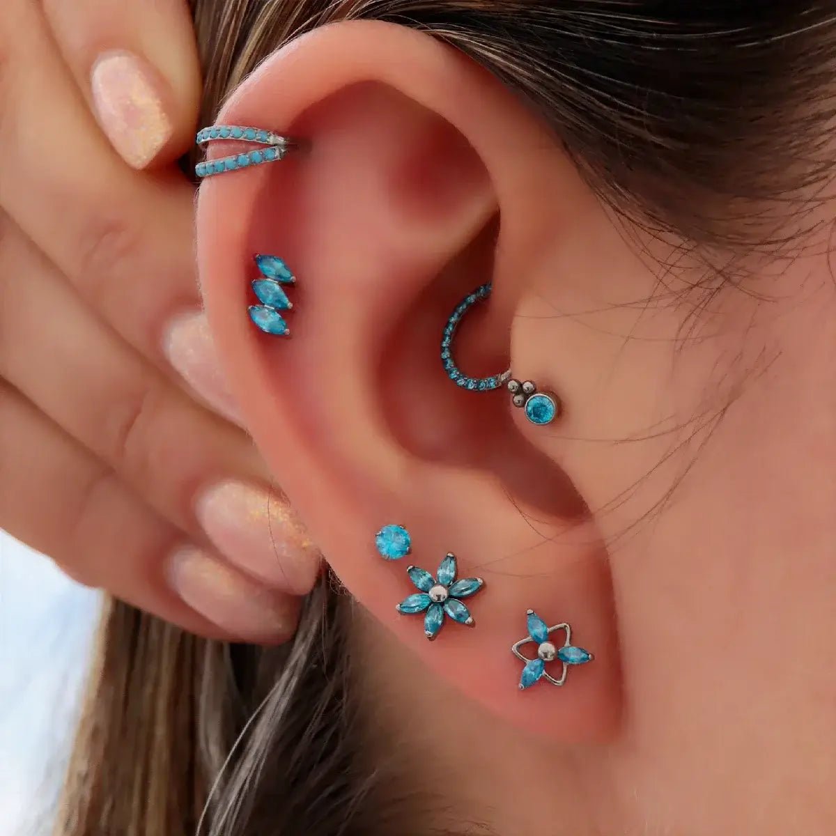 Joya en titanio para piercing - Sefora Aqua - Helix Body Jewelry - Tienda Online de Piercings